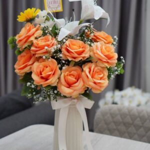 ช่อดอกไม้เทียม A18 ในแจกันเซรามิค Nano Florist
