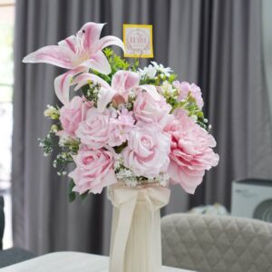 ช่อดอกไม้เทียม A21 ในแจกันเซรามิค Nano Florist