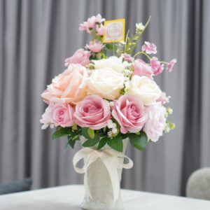 ช่อดอกไม้เทียม A6 ในแจกันเซรามิค Nano Florist